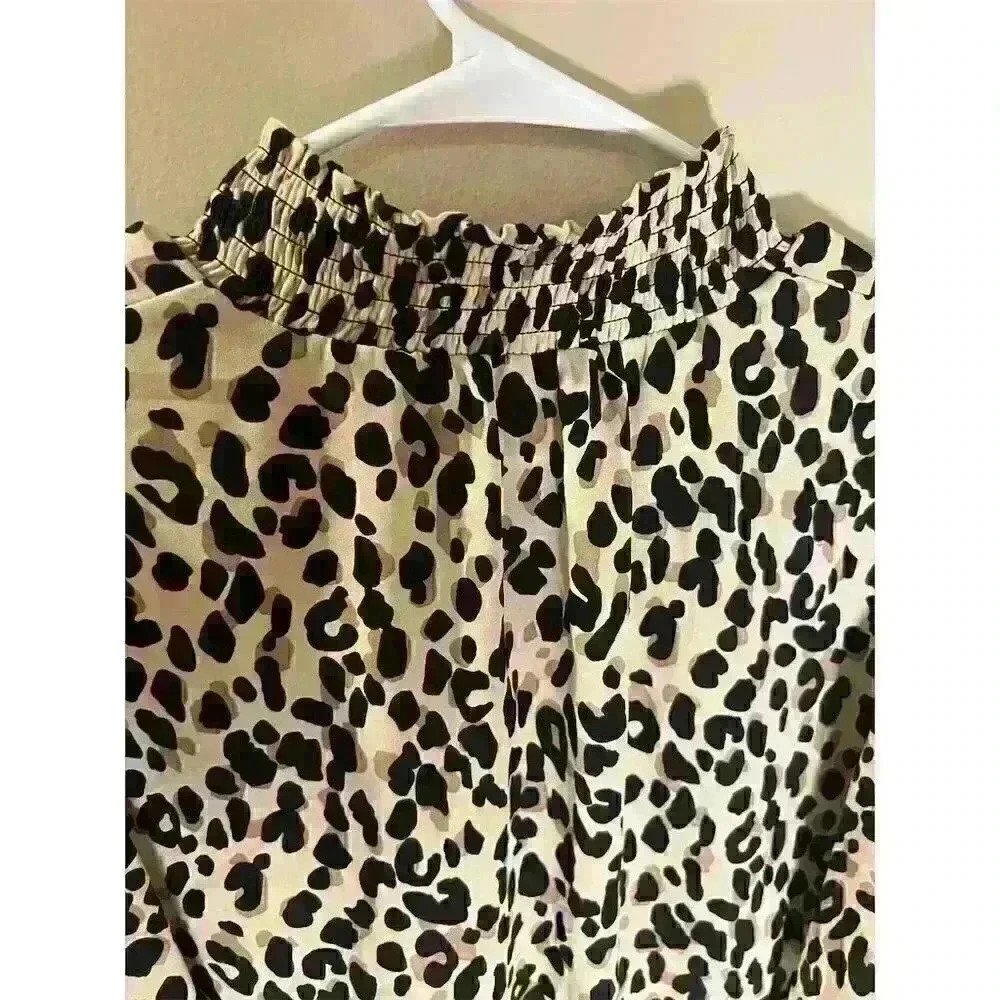 T Tahari Women's Desert Cheetah Print Blouse XS Short Sleeve Ruffled Neck Casual - Picture 10 of 12
